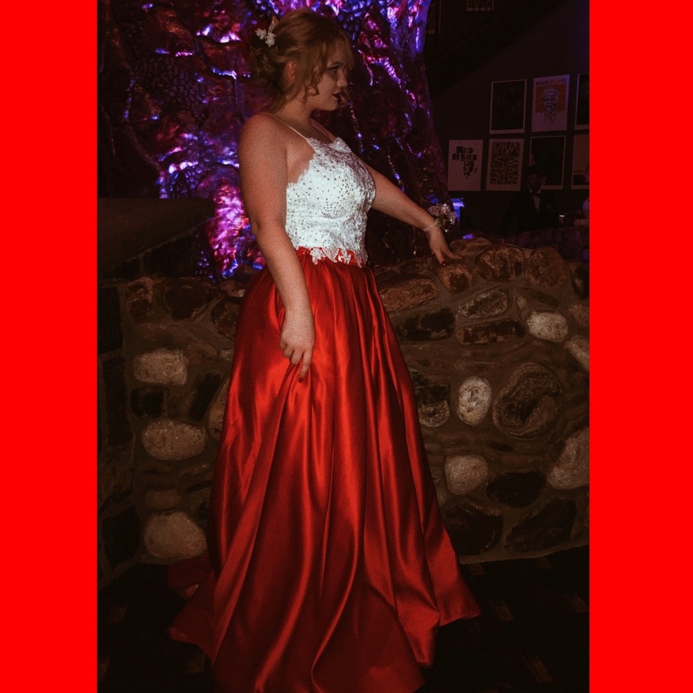 Dave & Johnny Red and White Prom Dress
